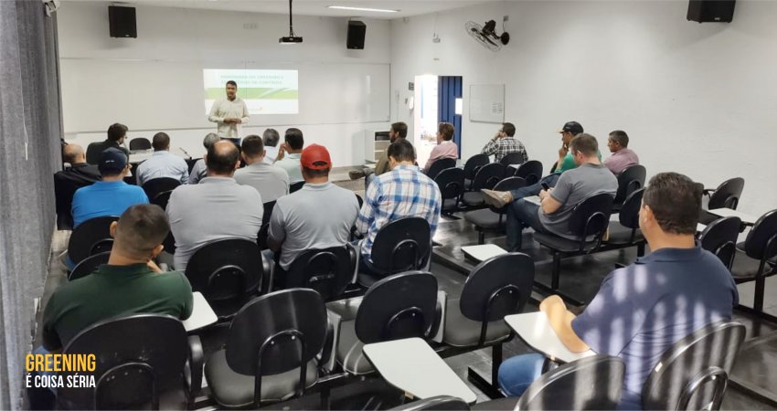 Encontro com citricultores discute manejo e estratégias para o greening em Duartina e Avaré (SP)