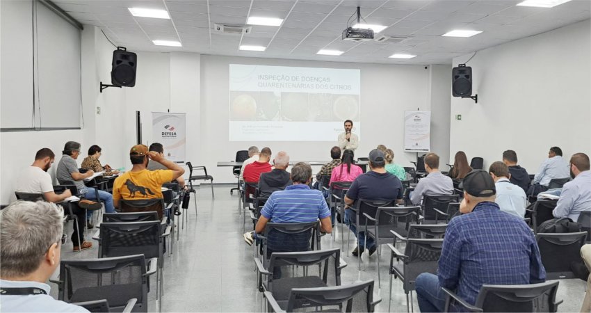 Evento realizado pelo Ministério da Agricultura e Pecuária tem participação do Fundecitrus