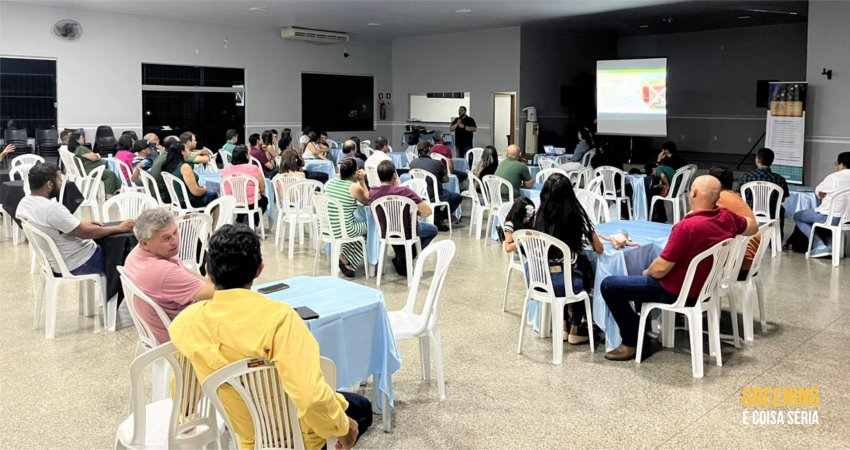 Citricultores de Santa Salete (SP) recebem informações sobre o manejo do greening e leprose dos citros