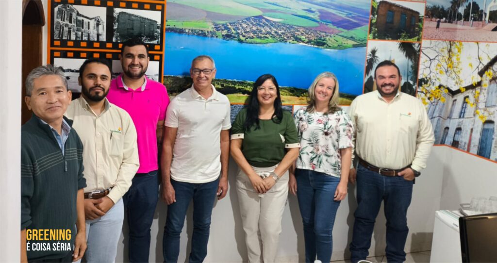Fundecitrus e Prefeitura de Itapura (SP) discutem estratégias de combate ao greening