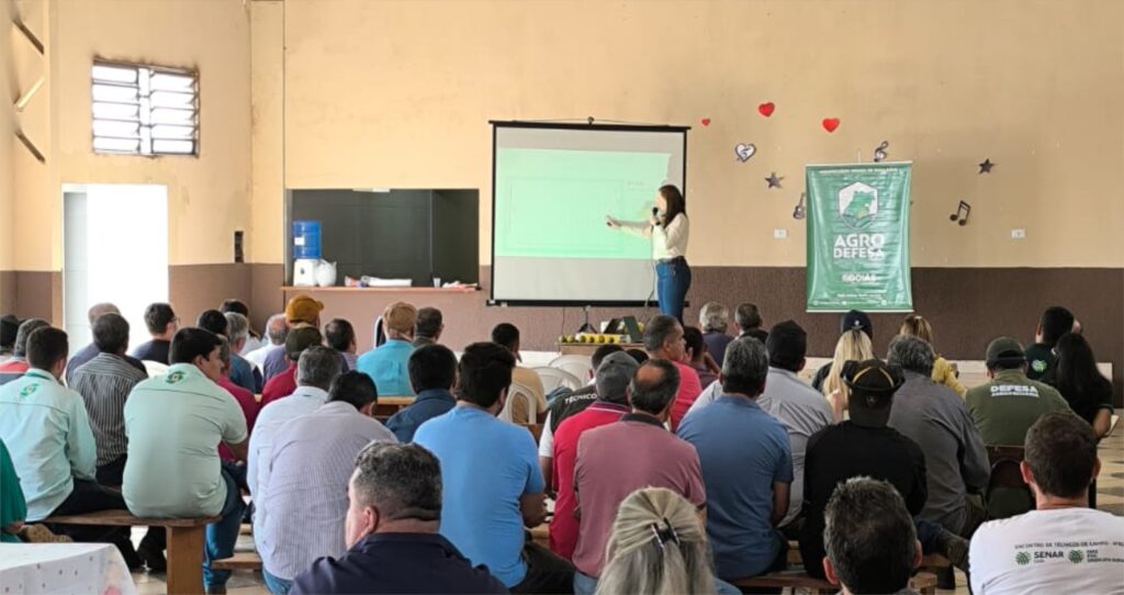 Fundecitrus participa de circuito de palestras sobre greening, em Goialândia (GO)