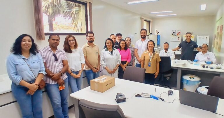 Profissionais da Adagro fazem visita técnica ao Fundecitrus