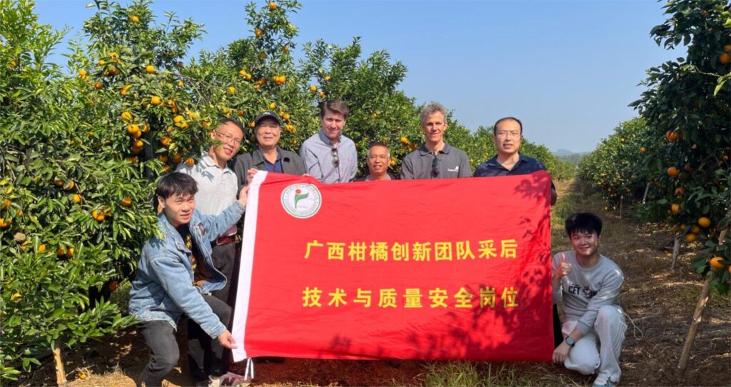 Fundecitrus discute situação do greening e avanços em biotecnologia em simpósio internacional, na China