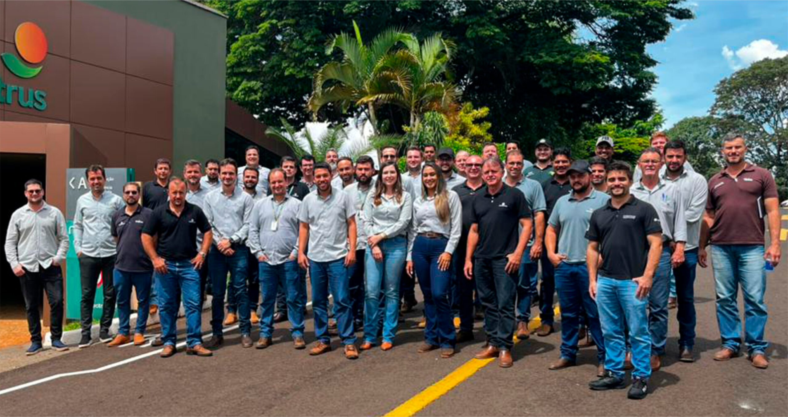 Fundecitrus realiza capacitação para técnicos da Coopercitrus