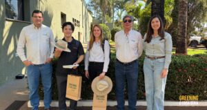 Fundecitrus recebe representantes da Gowan e da Agro-Kanesho para discutir manejo do ácaro da leprose