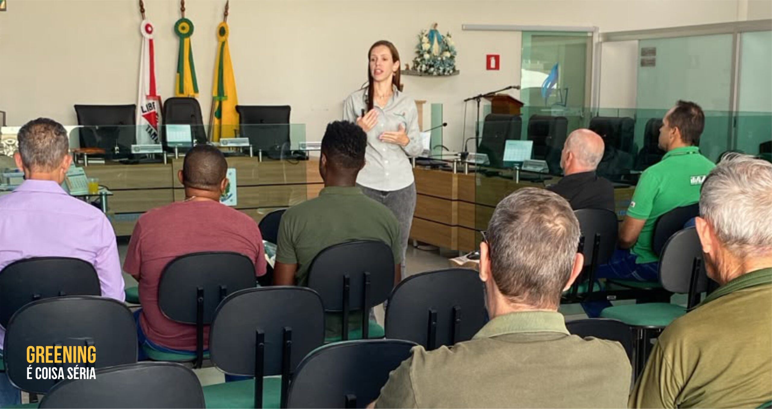 Fundecitrus se reúne com poder público de Campina Verde para discutir ações de apoio à citricultura