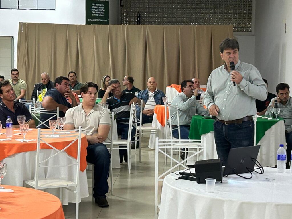 Citros em Foco reúne produtores em Itápolis (SP) e reforça cuidados no manejo do greening