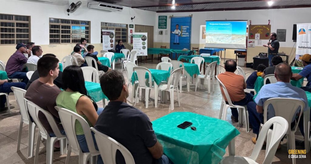 Fundecitrus realiza encontro regional sobre manejo do greening em Pontalinda (SP)
